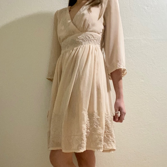 Cream Dress - Picture 1 of 3